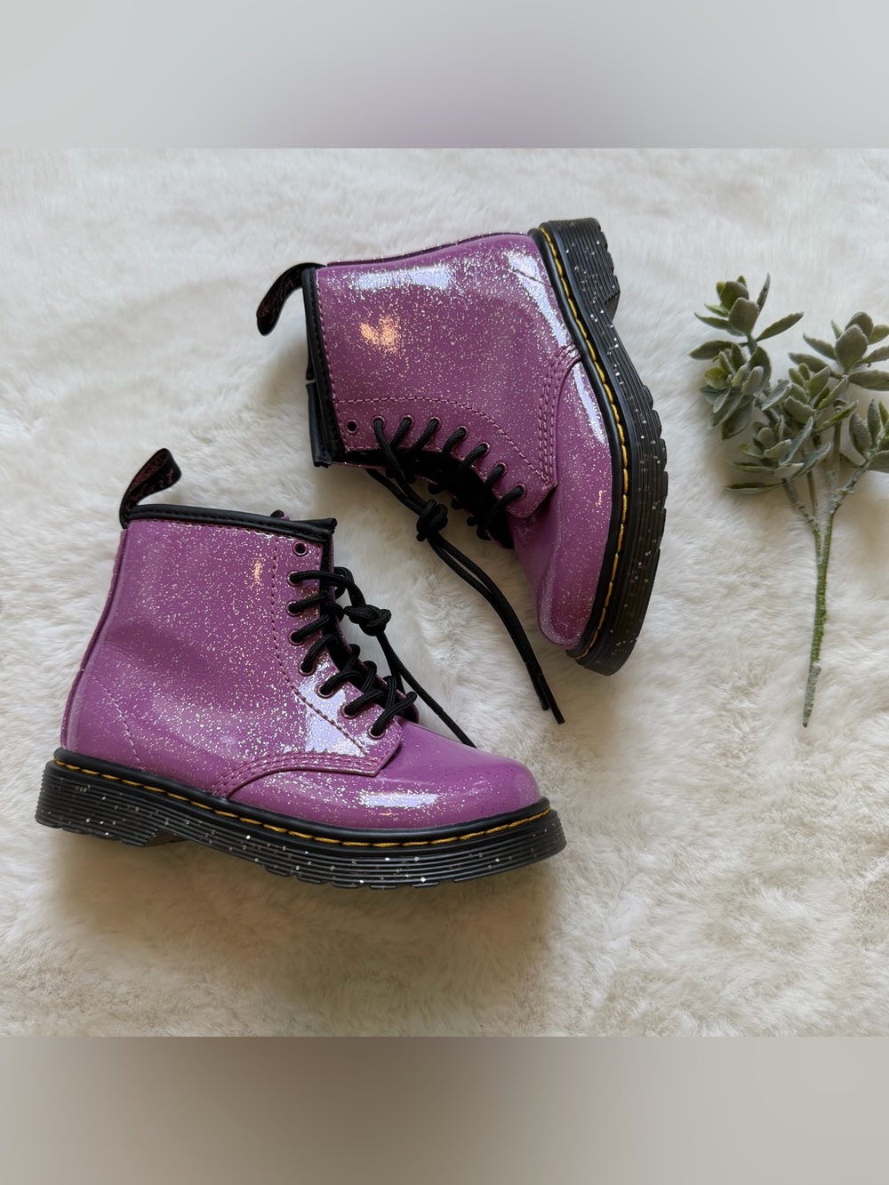 Dr. Martens | NWOT - 1460 Junior Glitter Lace Up Boots - Pink - Size 10 - Picture 2 of 9